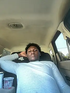 Festivitiesking1 online show from 10-08-25, 04:40