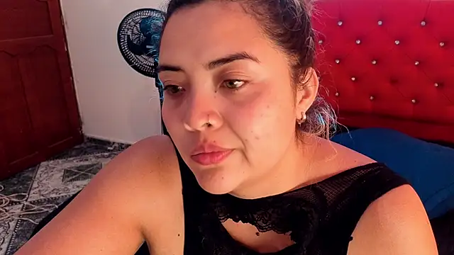 Snapshot of Agatha_humidity chatting on 06-21-26, 02:34 Agatha humidity online show from 06-21-26, 02:34