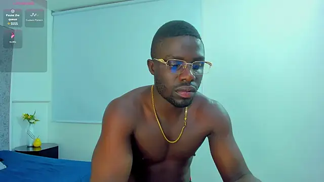 Latrellx7 online show from 03-22-25, 12:25