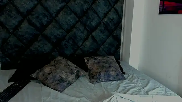 Latrellx7 online show from 09-28-25, 04:08