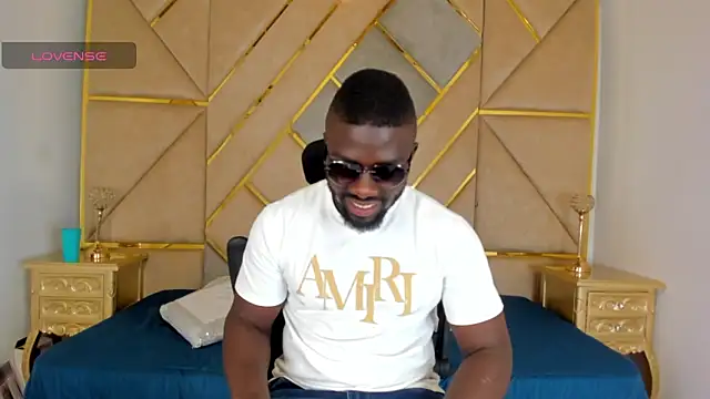 Latrellx7 online show from 10-27-25, 03:07