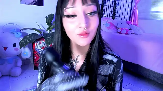 julyana  online show from 03-09-26, 04:43