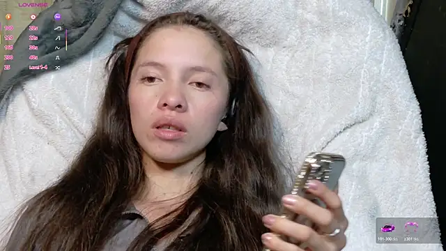 sweetdam12 online show from 12-16-25, 08:13