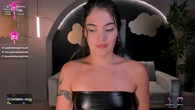 GiaFerrara online show from 03-18-25, 01:24