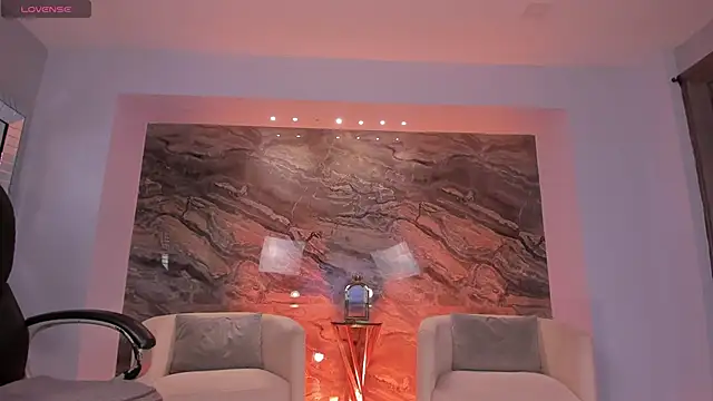 GiaFerrara online show from 03-31-26, 08:22