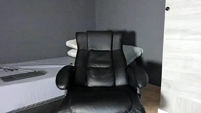 Brock hurn1 online show from 12-16-25, 01:10