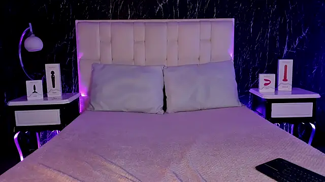 GigiVolkova online show from 12-13-25, 11:33