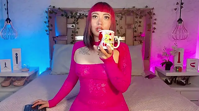 GigiVolkova online show from 11-29-25, 02:55