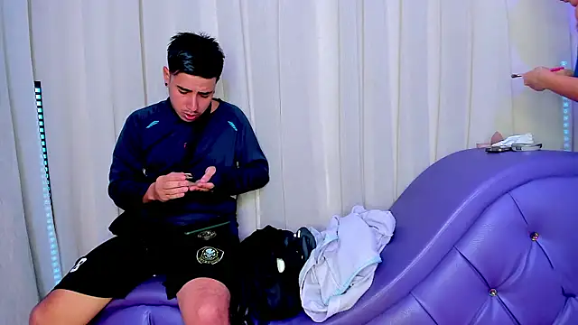 Yourslust  online show from 01-06-26, 07:29