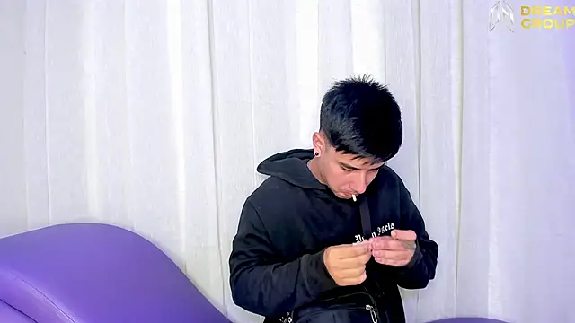 Yourslust  online show from 11-02-25, 01:27