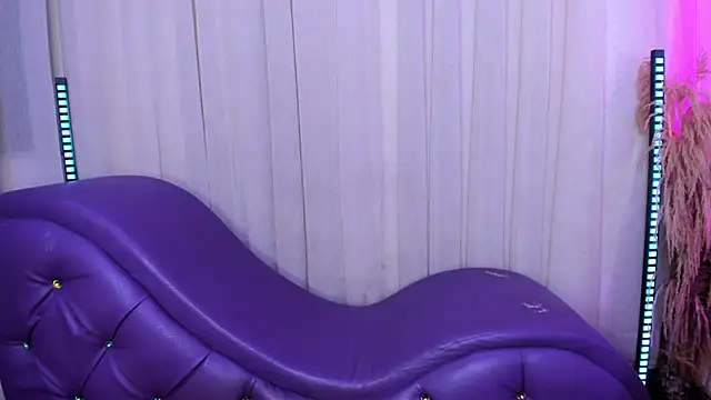 Yourslust  online show from 02-07-26, 12:35