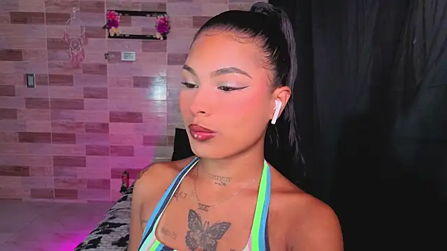 Dolcee zoe online show from 04-05-26, 11:11