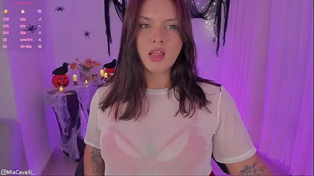 SabrinaVega online show from 10-29-25, 01:15