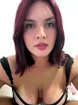 Snapshot of SabrinaVega chatting on 12-06-24, 10:46 SabrinaVega online show from 12-06-24, 10:46