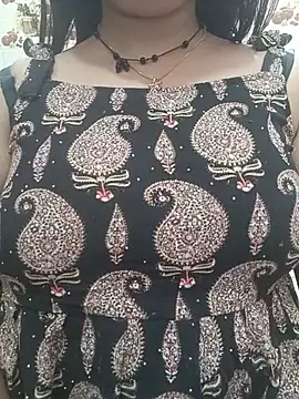 Snapshot of cute-mahek chatting on 06-03-26, 06:56 cute-mahek online show from 06-03-26, 06:56