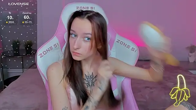 Snapshot of Doris_Scott chatting on 03-13-25, 08:15 Doris Scott online show from 03-13-25, 08:15