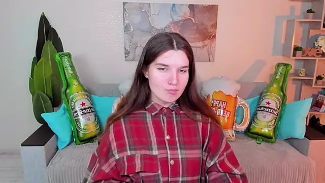 BonneyLove online show from 09-18-25, 05:49