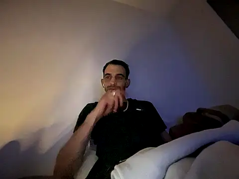 Rebeu313 online show from 09-26-25, 05:14