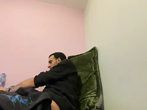 Rebeu313 online show from 02-08-26, 02:42