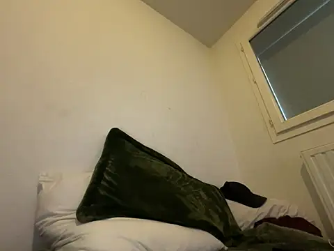 Rebeu313 online show from 01-18-26, 02:42