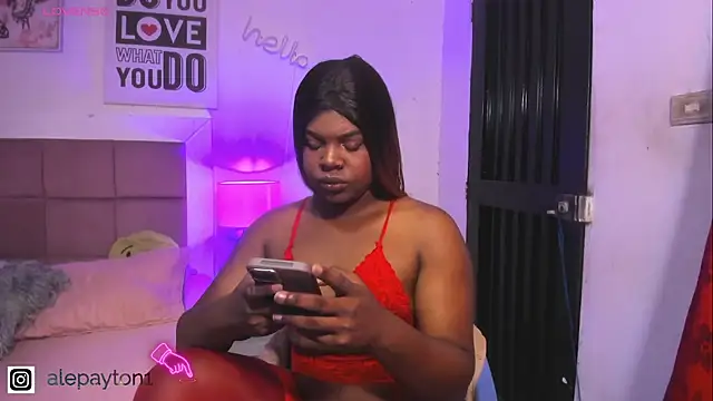 Alexa paytom1 online show from 10-22-25, 04:12