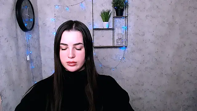 Snapshot of DivaKaily_ chatting on 12-12-24, 08:47 DivaKaily online show from 12-12-24, 08:47