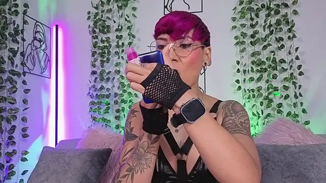 MiaMorgan  online show from 04-18-26, 02:41