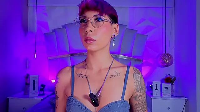 MiaMorgan  online show from 09-15-25, 04:02