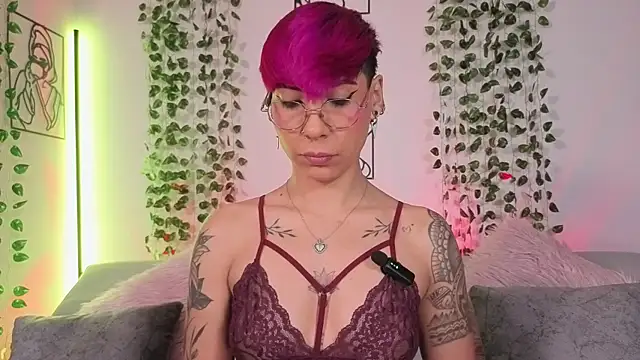 MiaMorgan  online show from 04-15-26, 02:10