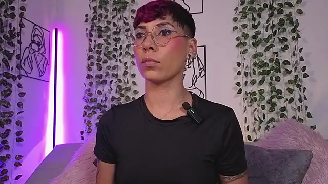 MiaMorgan  online show from 05-05-26, 03:26