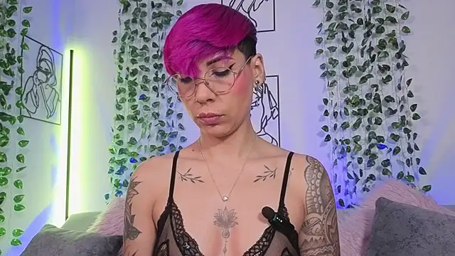 MiaMorgan  online show from 04-23-26, 02:08
