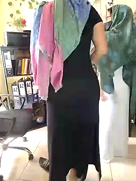 Snapshot of NAJWA-ARAB chatting on 01-21-25, 05:30 NAJWA-ARAB online show from 01-21-25, 05:30