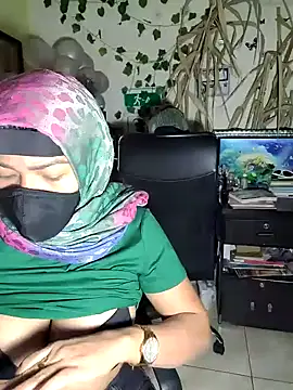 Snapshot of NAJWA-ARAB chatting on 09-24-25, 02:23 NAJWA-ARAB online show from 09-24-25, 02:23