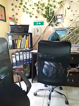 Snapshot of NAJWA-ARAB chatting on 01-27-25, 02:13 NAJWA-ARAB online show from 01-27-25, 02:13