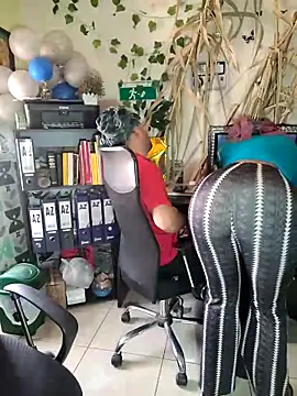 Snapshot of NAJWA-ARAB chatting on 09-26-25, 02:35 NAJWA-ARAB online show from 09-26-25, 02:35