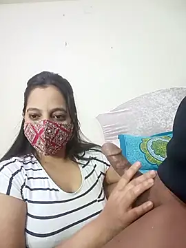 Taniya07 online show from 11-28-25, 05:46