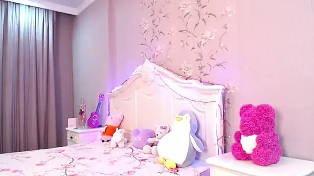 lilianbee online show from 04-02-26, 08:04