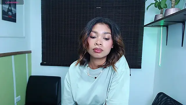 Perla prg online show from 03-10-26, 07:18