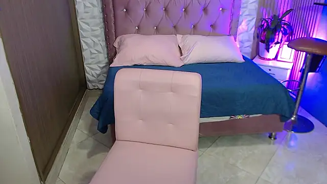 Perla prg online show from 02-23-26, 07:36