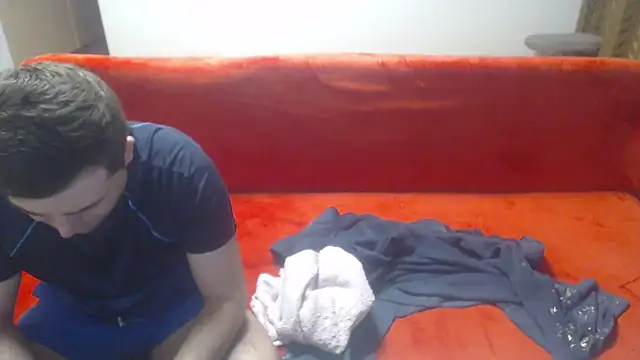 AngelAndDevil92 online show from 01-28-25, 05:56