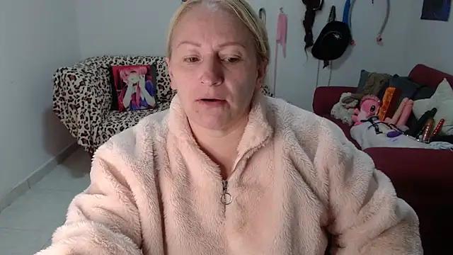 emperabigbootybigass online show from 04-07-26, 12:18