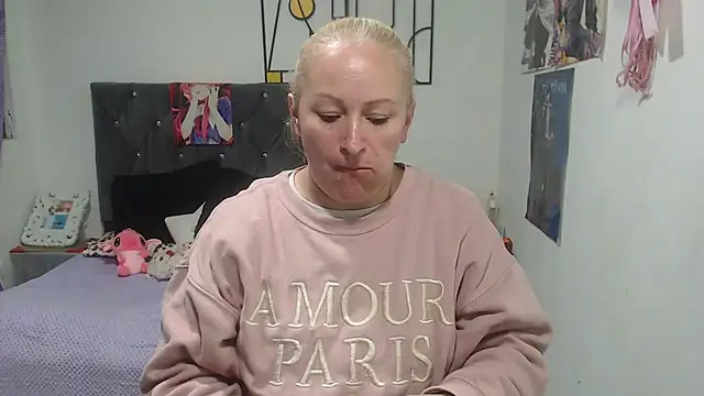 emperabigbootybigass online show from 07-08-26, 12:17