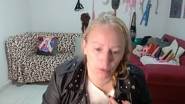 emperabigbootybigass online show from 04-10-26, 12:23