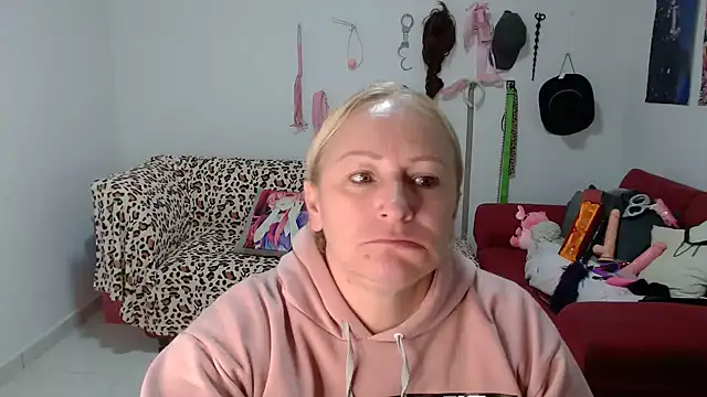 emperabigbootybigass online show from 04-16-26, 12:39