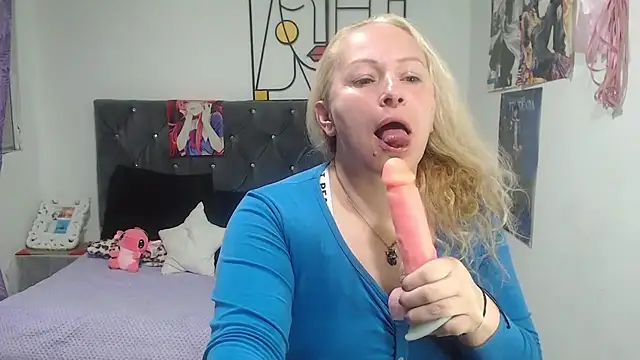 emperabigbootybigass online show from 07-06-26, 12:23