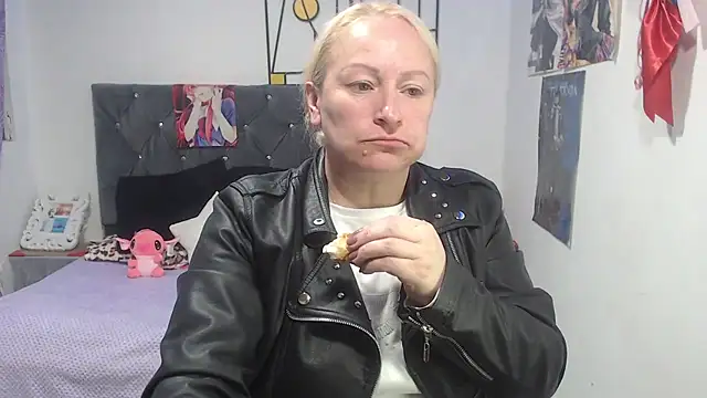 emperabigbootybigass online show from 07-07-26, 12:20
