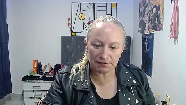 emperabigbootybigass online show from 05-22-26, 12:25