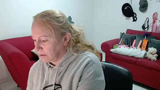 emperabigbootybigass online show from 02-09-26, 12:14