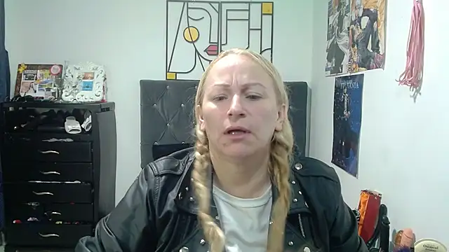 emperabigbootybigass online show from 05-07-26, 12:30