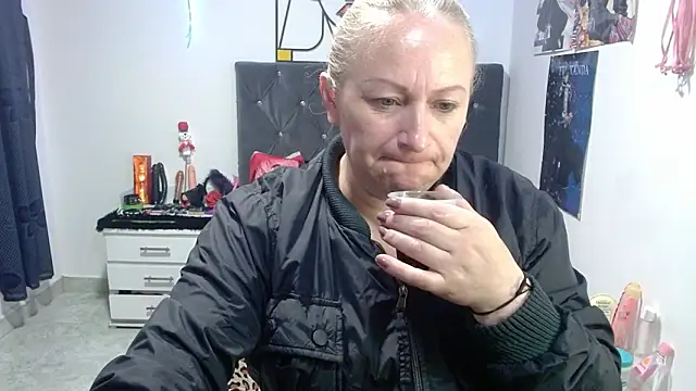 emperabigbootybigass online show from 05-14-26, 12:13